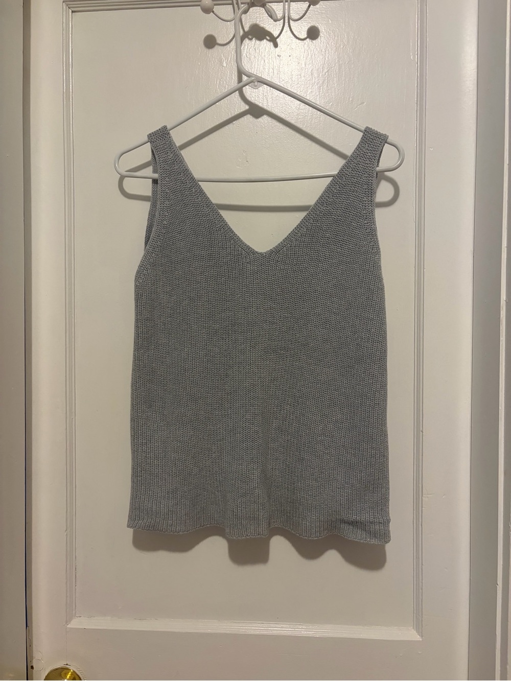 Gilli V-Neck Knit Tank Top - Light Gray